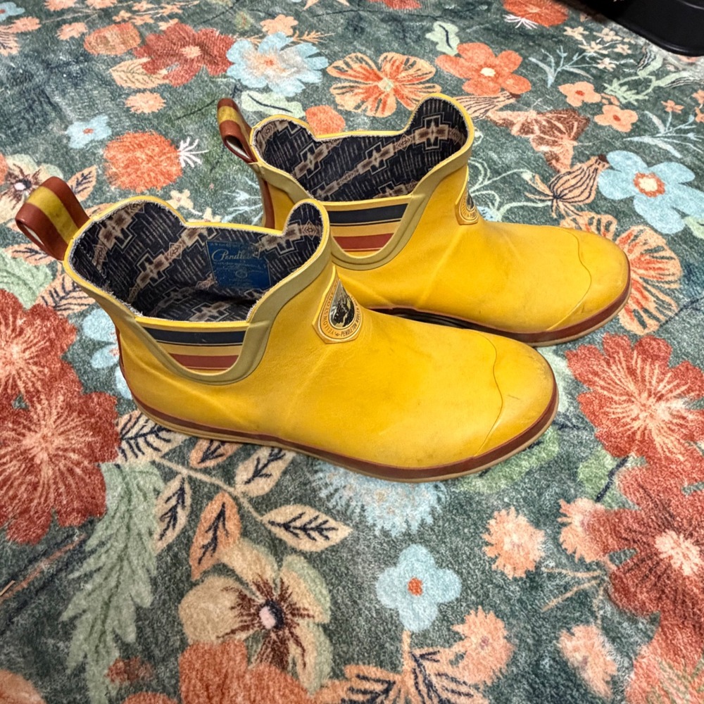 Pendleton Glacier National Park Rain Boots Yellow Striped Rubber US 9 EUR 40